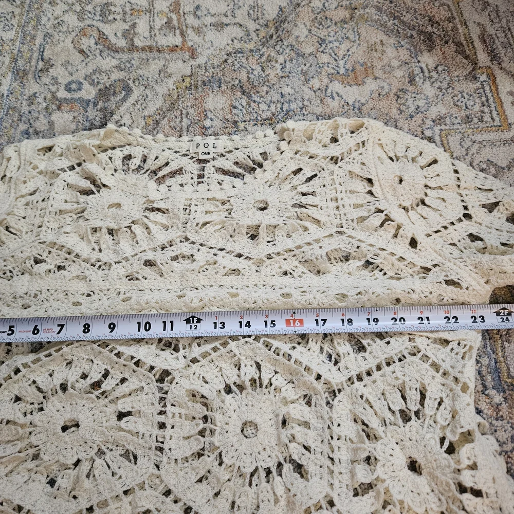 New Gorgeous POL Crochet Lace Bell Sleeve Top One Size - Picture 7 of 12